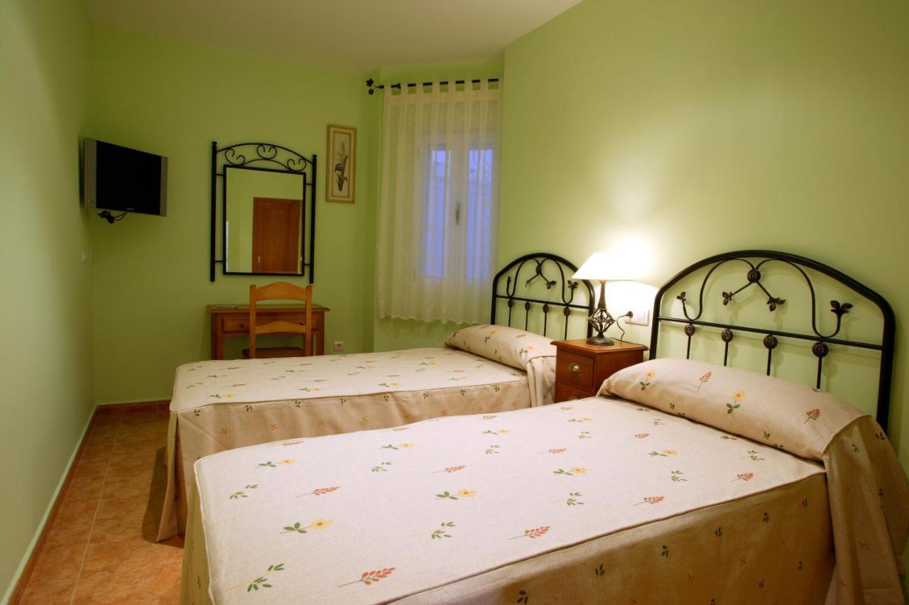 Apartamentos Hotel 77 Ayora Экстерьер фото