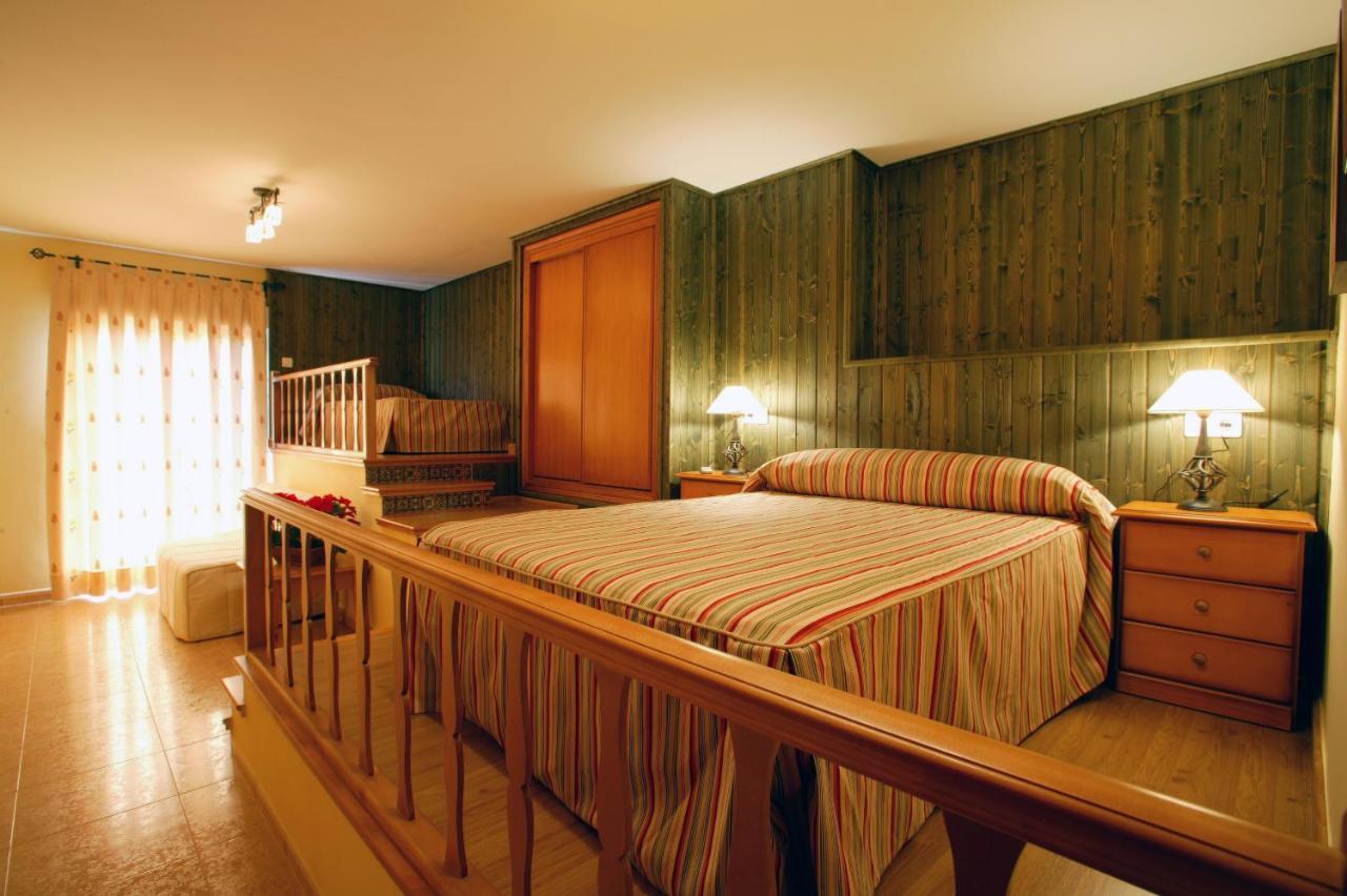 Apartamentos Hotel 77 Ayora Экстерьер фото